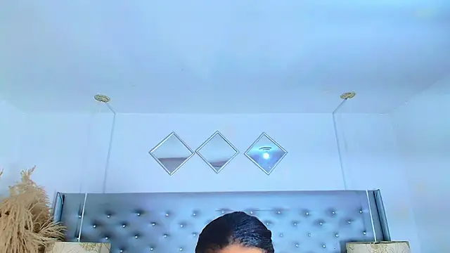 EileenBenzon online show from September 2025 03:15:02 PM