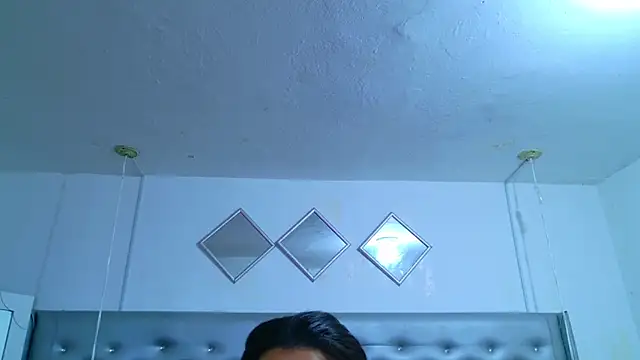 EileenBenzon online show from April 2026 03:44:01 AM