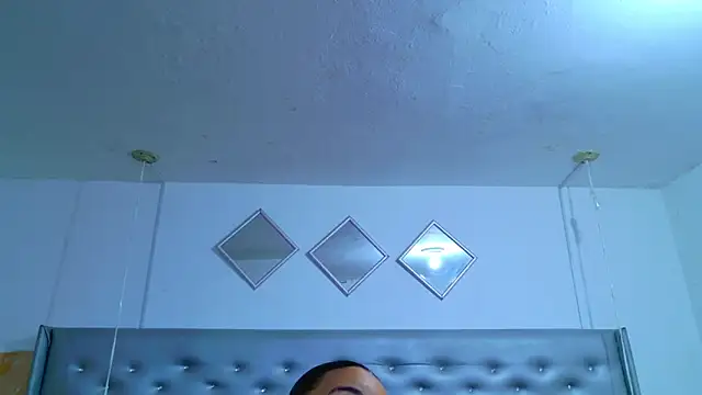 EileenBenzon online show from May 2026 02:02:02 PM