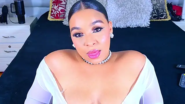 EileenBenzon online show from May 2026 03:15:02 AM