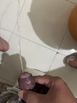 Snapshot of ved240 chatting on December 2024 12:51:02 PM ved240 online show from December 2024 12:51:02 PM