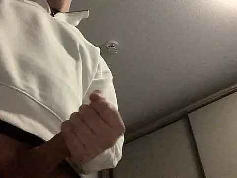 neilho1 online show from January 2025 03:32:01 PM