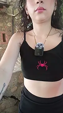 sweet outdoor charm online show from June 2026 03:36:01 PM