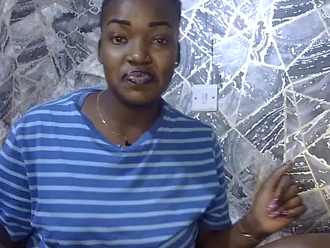 Chichii- online show from September 2025 01:38:01 PM