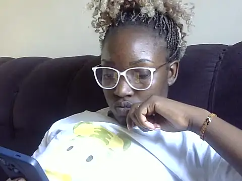 Chichii- online show from December 2025 02:10:02 PM