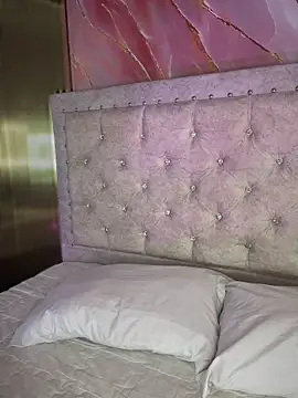 Snapshot of Rousse_blue chatting on September 2025 03:32:02 AM Rousse blue online show from September 2025 03:32:02 AM