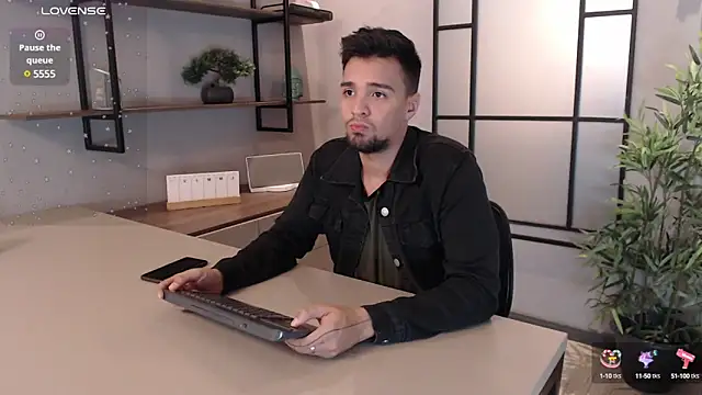 Edward max online show from February 2025 03:19:01 AM