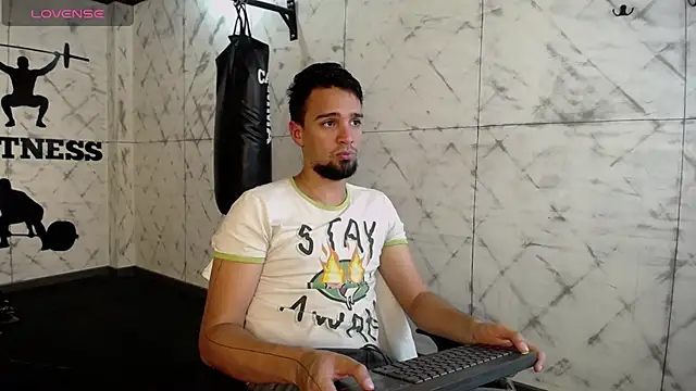 Edward max online show from February 2025 11:36:01 PM