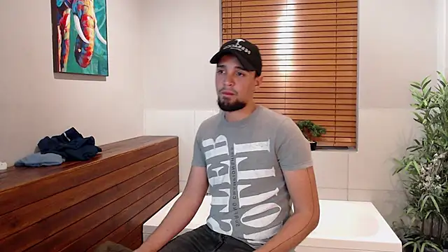 Edward max online show from February 2025 03:45:02 AM