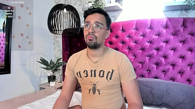 Edward max online show from February 2026 03:47:02 AM