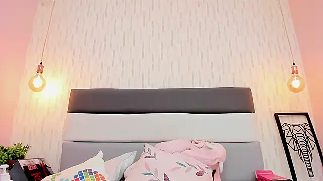 Snapshot of shelbystetson chatting on January 2025 02:39:01 PM shelbystetson online show from January 2025 02:39:01 PM