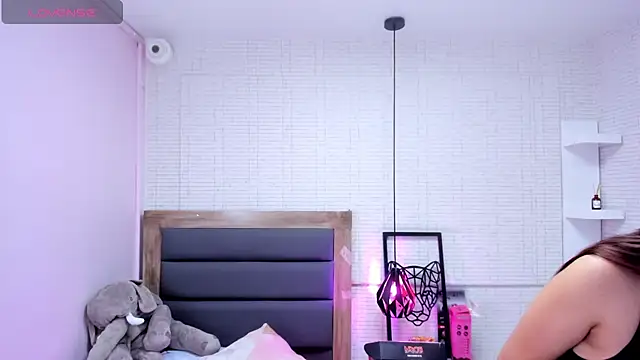 Snapshot of shelbystetson chatting on February 2025 11:18:02 AM shelbystetson online show from February 2025 11:18:02 AM