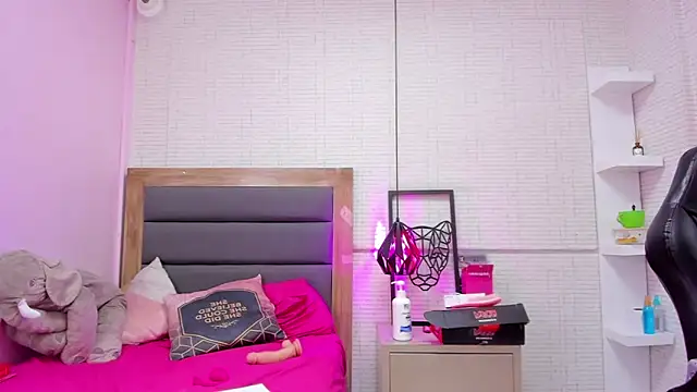 Snapshot of shelbystetson chatting on February 2025 02:20:01 PM shelbystetson online show from February 2025 02:20:01 PM