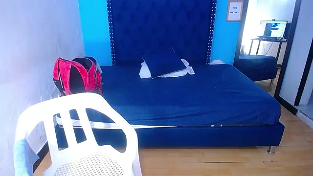 kinky redhead18 online show from February 2026 02:10:02 PM