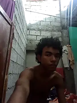 Reynold2608 online show from September 2025 07:47:02 PM