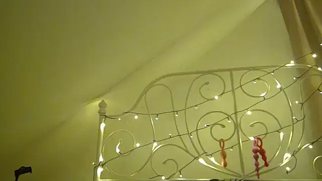 DevilsAngel13 online show from December 2024 10:07:02 PM