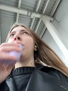 Sunny   Bunny online show from October 2025 01:06:02 PM