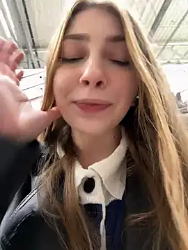 Snapshot of Sunny___Bunny chatting on January 2026 12:08:02 PM Sunny Bunny online show from January 2026 12:08:02 PM