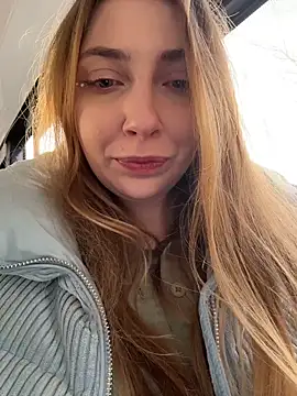 Snapshot of Sunny___Bunny chatting on February 2026 01:23:01 PM Sunny Bunny online show from February 2026 01:23:01 PM