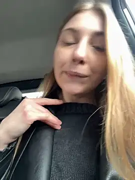 Snapshot of Sunny___Bunny chatting on March 2026 01:17:02 PM Sunny Bunny online show from March 2026 01:17:02 PM