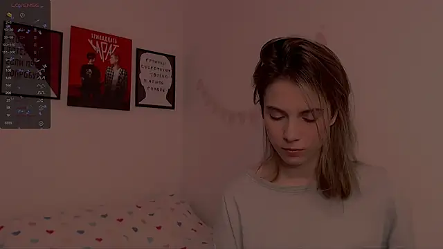 Snapshot of _ni_kiss chatting on February 2025 11:32:01 PM ni kiss online show from February 2025 11:32:01 PM