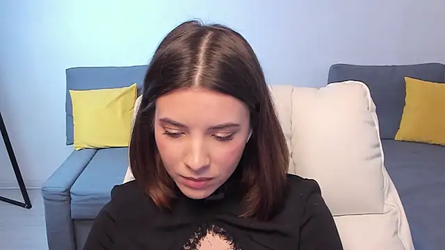 Anita Robby online show from April 2026 01:41:02 PM