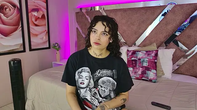 KatherineGomez online show from May 2026 12:40:02 AM