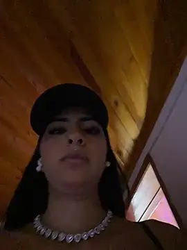 Hilary pinkk online show from May 2026 01:24:01 AM