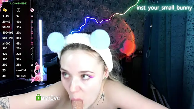 Snapshot of Your_small_bunny chatting on March 2026 02:05:02 AM Your small bunny online show from March 2026 02:05:02 AM