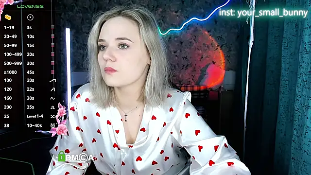 Snapshot of Your_small_bunny chatting on May 2026 01:58:02 AM Your small bunny online show from May 2026 01:58:02 AM