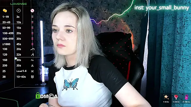 Snapshot of Your_small_bunny chatting on June 2026 02:02:01 AM Your small bunny online show from June 2026 02:02:01 AM