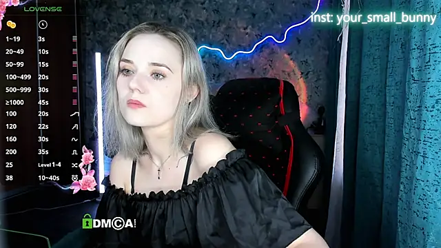 Snapshot of Your_small_bunny chatting on July 2026 02:02:01 AM Your small bunny online show from July 2026 02:02:01 AM