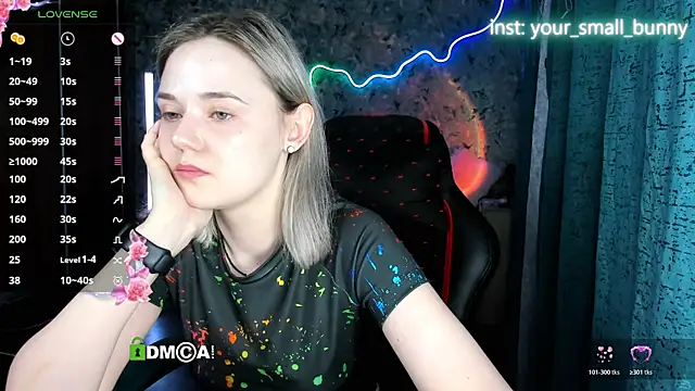 Snapshot of Your_small_bunny chatting on July 2026 02:09:02 AM Your small bunny online show from July 2026 02:09:02 AM