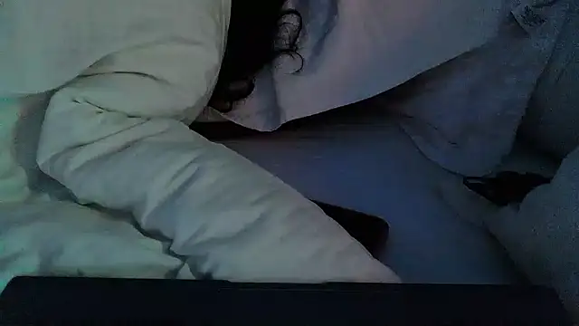 queen-chamss online show from May 2026 01:02:04 AM