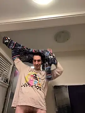 tallnerdyguy online show from May 2026 03:57:01 AM