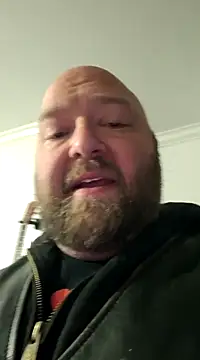 Strong Bear89 online show from December 2024 09:11:01 AM