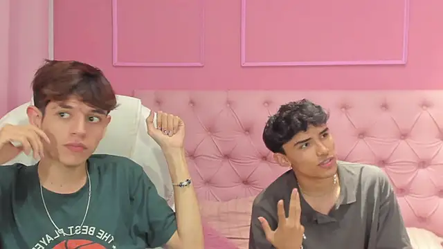 Snapshot of KLAUS_SUNRISE_XX chatting on December 2024 02:13:01 AM KLAUS SUNRISE XX online show from December 2024 02:13:01 AM