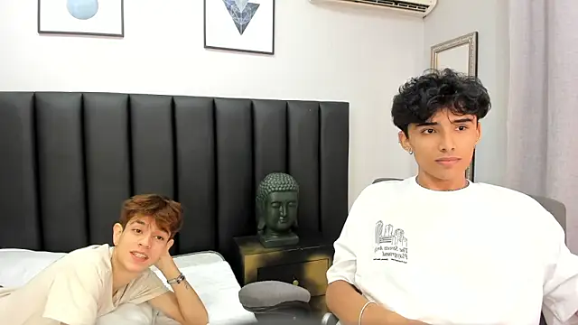 Snapshot of KLAUS_SUNRISE_XX chatting on January 2025 07:48:01 AM KLAUS SUNRISE XX online show from January 2025 07:48:01 AM