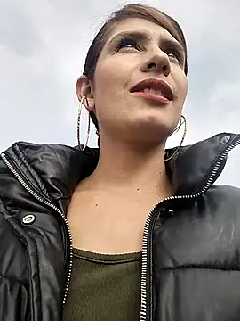 Alysson-- online show from February 2025 01:11:02 PM