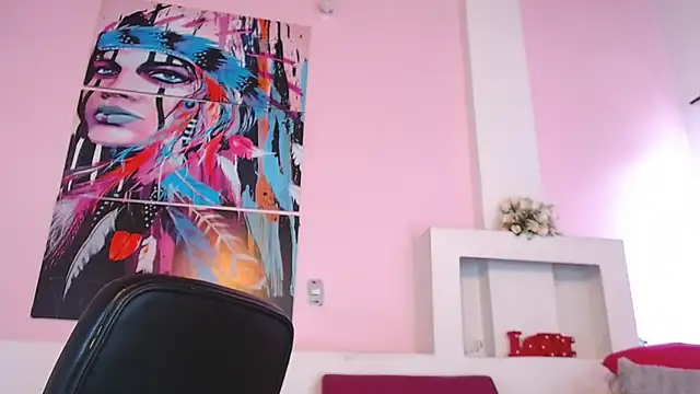 Snapshot of lunoxx_ chatting on February 2025 06:08:02 PM lunoxx online show from February 2025 06:08:02 PM