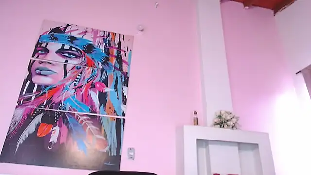 Snapshot of lunoxx_ chatting on February 2025 05:04:01 PM lunoxx online show from February 2025 05:04:01 PM