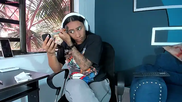 Snapshot of Brunettesexy0 chatting on January 2025 06:28:01 PM Brunettesexy0 online show from January 2025 06:28:01 PM