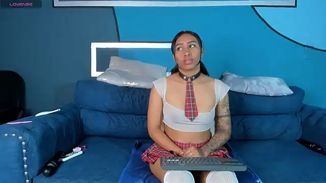 Snapshot of Brunettesexy0 chatting on March 2025 09:51:02 PM Brunettesexy0 online show from March 2025 09:51:02 PM