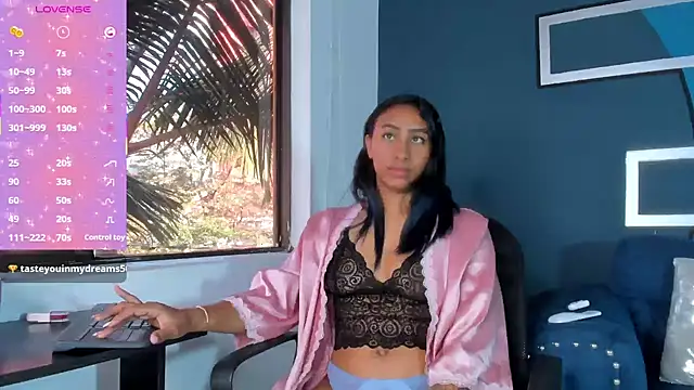 Snapshot of Brunettesexy0 chatting on March 2025 08:32:02 PM Brunettesexy0 online show from March 2025 08:32:02 PM