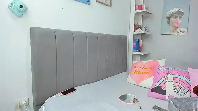 naughtyloverss online show from June 2026 03:47:01 PM