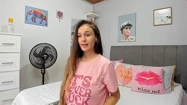 naughtyloverss online show from June 2026 01:53:02 PM