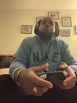 Pap1 Champo online show from November 2025 01:04:02 AM