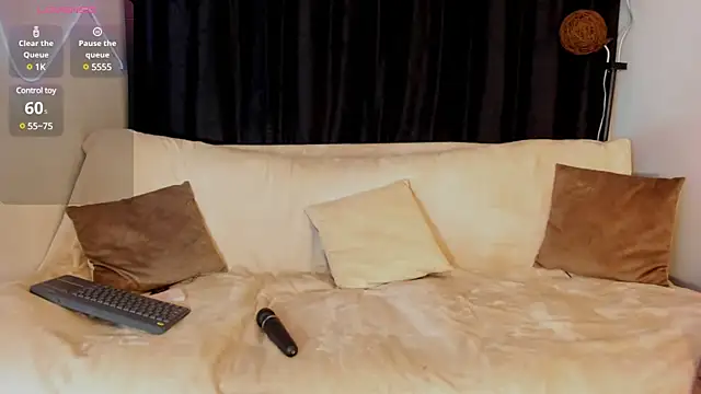 Gisell s online show from December 2024 09:45:01 PM