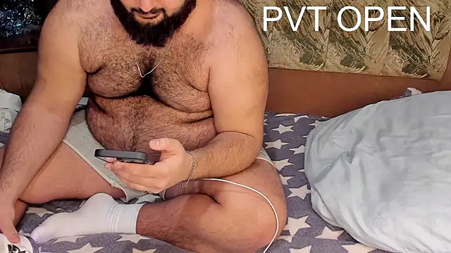 Snapshot of teddy_alan chatting on February 2025 08:14:02 PM teddy alan online show from February 2025 08:14:02 PM