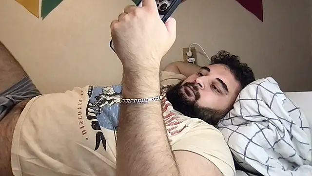 Snapshot of teddy_alan chatting on September 2025 02:19:01 PM teddy alan online show from September 2025 02:19:01 PM